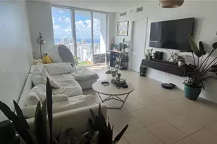 185 SW 7th St, Miami, FL 33130 - Photo 1