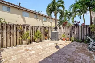 5614 NW 112th Pl, Doral, FL 33178 - Photo 17