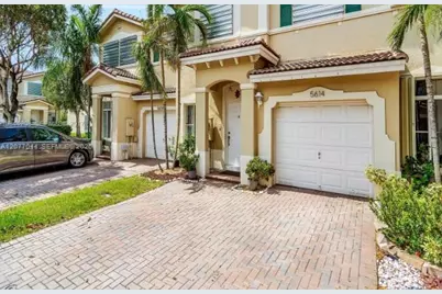 5614 NW 112th Pl, Doral, FL 33178 - Photo 3