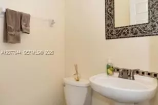 5614 NW 112th Pl, Doral, FL 33178 - Photo 19