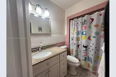 106 N 32nd Ave, Hollywood, FL 33021 - Photo 17