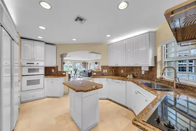 2523 SE 13th St, Pompano Beach, FL 33062 - Photo 3