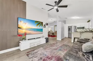 631 SW 176th Ave, Pembroke Pines, FL 33029 - Photo 15