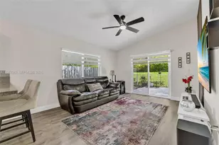 631 SW 176th Ave, Pembroke Pines, FL 33029 - Photo 17
