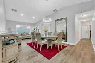 631 SW 176th Ave, Pembroke Pines, FL 33029 - Photo 19