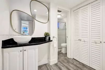 18707 NE 14th Ave #522, Miami, FL 33179 - Photo 25