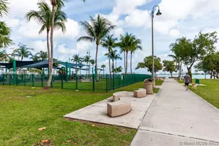 1717 N Bayshore Dr, Miami, FL 33132 - Photo 17