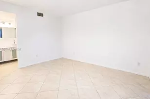 20125 NE 3rd Ct, Miami, FL 33179 - Photo 9