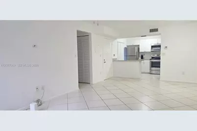20125 NE 3rd Ct #3, Miami, FL 33179 - Photo 5