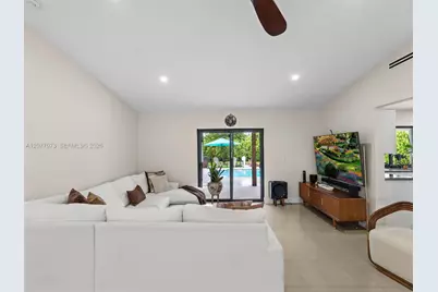 11033 NW 19th St, Coral Springs, FL 33071 - Photo 17