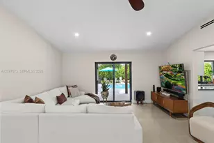 11033 NW 19th St, Coral Springs, FL 33071 - Photo 17
