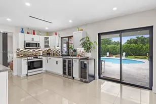 11033 NW 19th St, Coral Springs, FL 33071 - Photo 25
