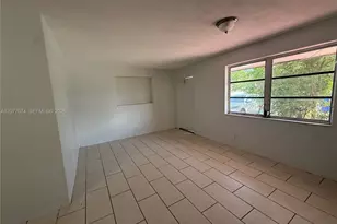 5715 Hayes St, Hollywood, FL 33021 - Photo 3