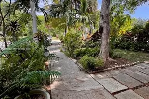2192 NE 171 St, North Miami Beach, FL 33162 - Photo 15
