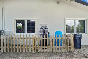15290 SW 200th St, Miami, FL 33187 - Photo 41