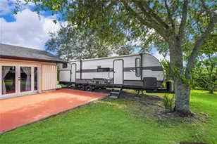 15290 SW 200th St, Miami, FL 33187 - Photo 37