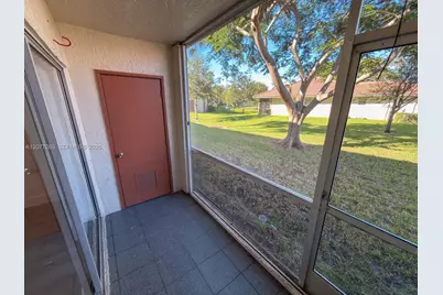 9937 Three Lakes Cir #14d, Boca Raton, FL 33428 - Photo 15