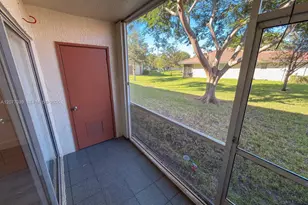 9937 Three Lakes Cir, Boca Raton, FL 33428 - Photo 15