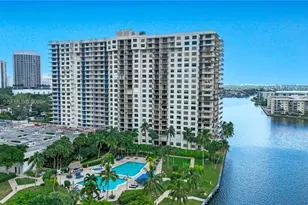 18151 NE 31st Ct, Aventura, FL 33160 - Photo 1