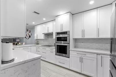 1064 NW 97th Ave #219, Pembroke Pines, FL 33024 - Photo 11