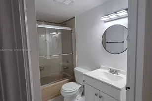 1020 NW 80th Ave, Margate, FL 33063 - Photo 17
