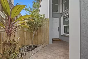 1880 Sweetbay Way, Hollywood, FL 33019 - Photo 3
