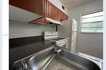 3380 NW 30th St #24, Lauderdale Lakes, FL 33311 - Photo 3