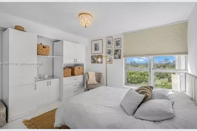 3500 Mystic Pointe Dr #604, Aventura, FL 33180 - Photo 17