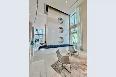 41 SE 5th St #807, Miami, FL 33131 - Photo 9