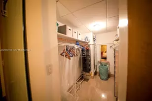 [Address not provided], Hollywood, FL 33019 - Photo 29