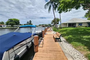 160 Cypress Club Dr, Pompano Beach, FL 33060 - Photo 23