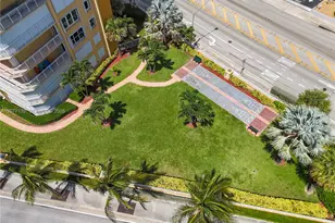 328 N Ocean Blvd, Pompano Beach, FL 33062 - Photo 23