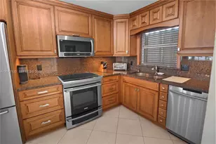 328 N Ocean Blvd, Pompano Beach, FL 33062 - Photo 5