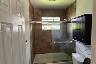 401 SW 4th Terrace, Hallandale Beach, FL 33009 - Photo 11