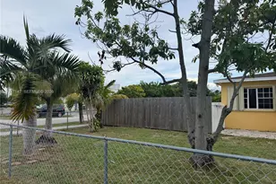 1001 S 27th Ave, Hollywood, FL 33020 - Photo 9