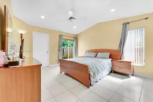 8021 SW 158th Pl, Miami, FL 33193 - Photo 25