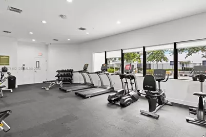 808 NW 44th Ter, Plantation, FL 33317 - Photo 35