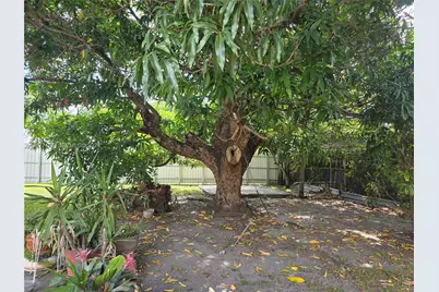 3070 NW 6th St, Miami, FL 33125 - Photo 25
