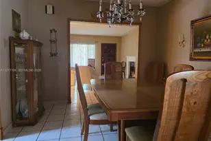 3070 NW 6th St, Miami, FL 33125 - Photo 9