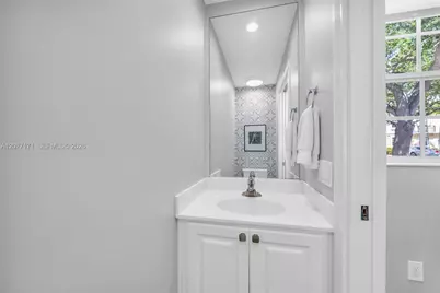 418 Capistrano Dr, Palm Beach Gardens, FL 33410 - Photo 27