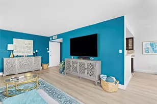 16546 NE 26th Ave, North Miami Beach, FL 33160 - Photo 5