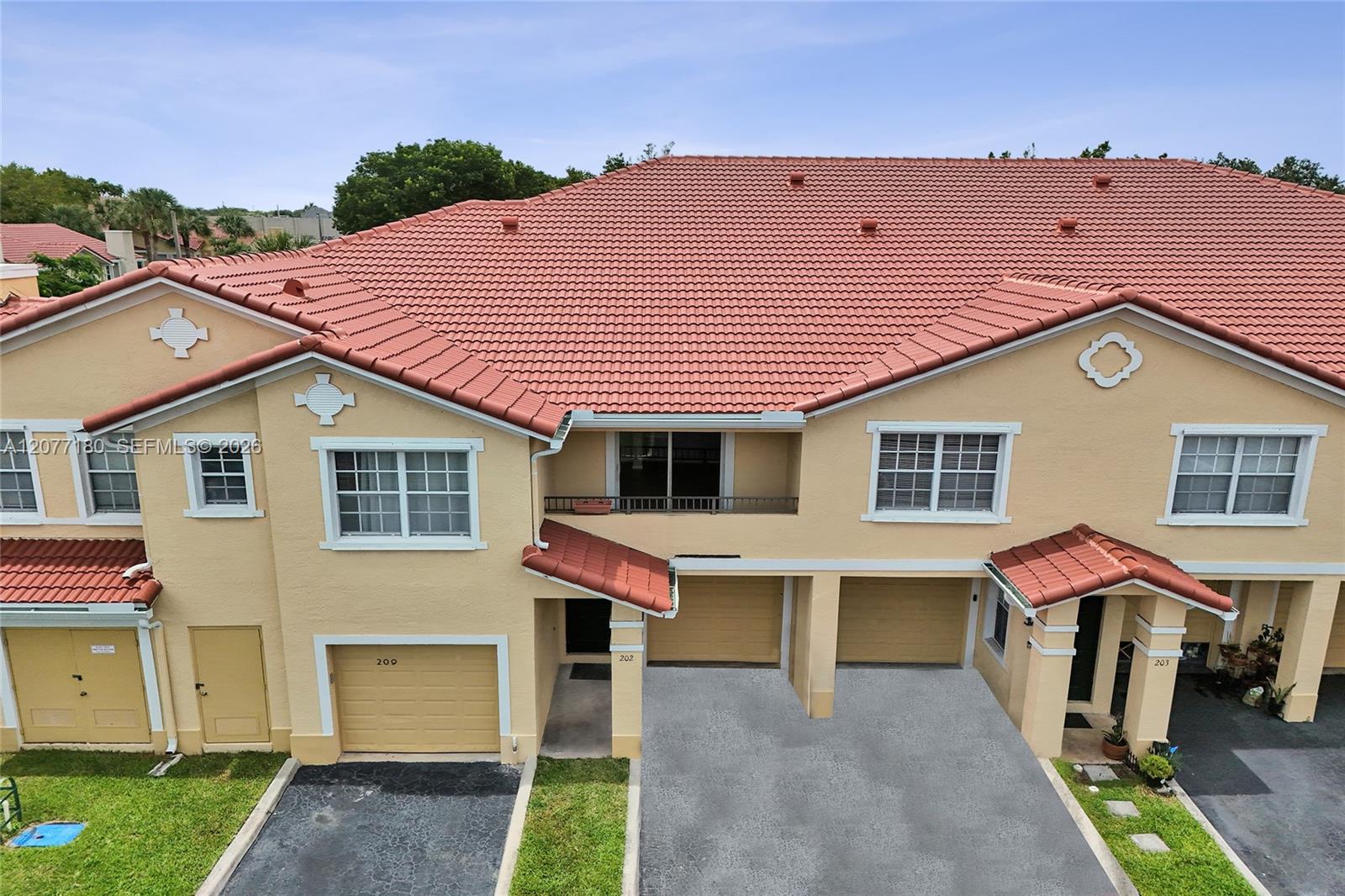 202 Belmont Ln #202 - 202 Belmont Ln #202, North Lauderdale, FL 33068 Luxury Property | Jose Angel Pina