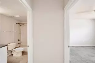 202 Belmont Ln, North Lauderdale, FL 33068 - Photo 21