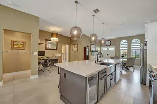 13993 N Cypress Cove Cir, Davie, FL 33325 - Photo 11
