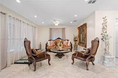 2801 N 38th Ave, Hollywood, FL 33021 - Photo 9