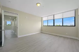 1020 NW 2nd Ave, Hallandale Beach, FL 33009 - Photo 13