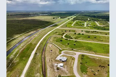 218 Lynbrook Loop, Labelle, FL 33935 - Photo 9