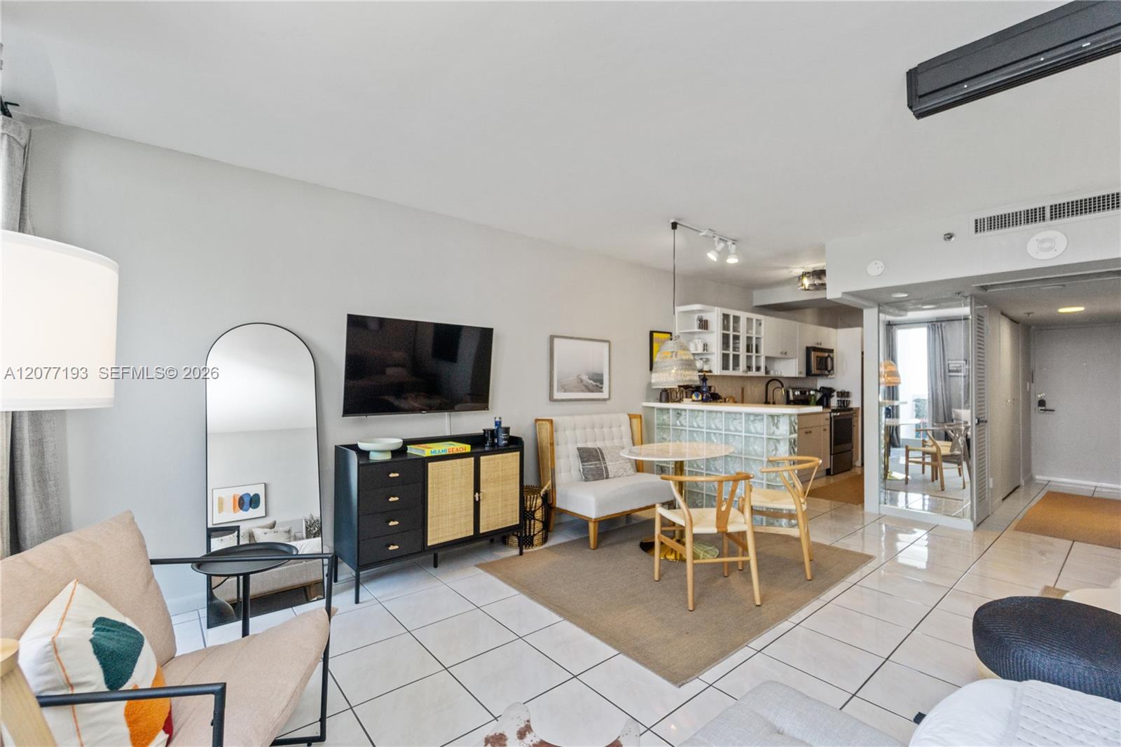 100 Lincoln Rd #1107 - 100 Lincoln Rd #1107, Miami Beach, FL 33139 Luxury Property | Jose Angel Pina