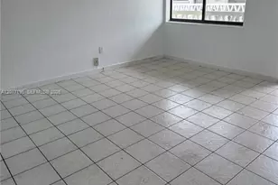 664 W 29th St, Hialeah, FL 33012 - Photo 5