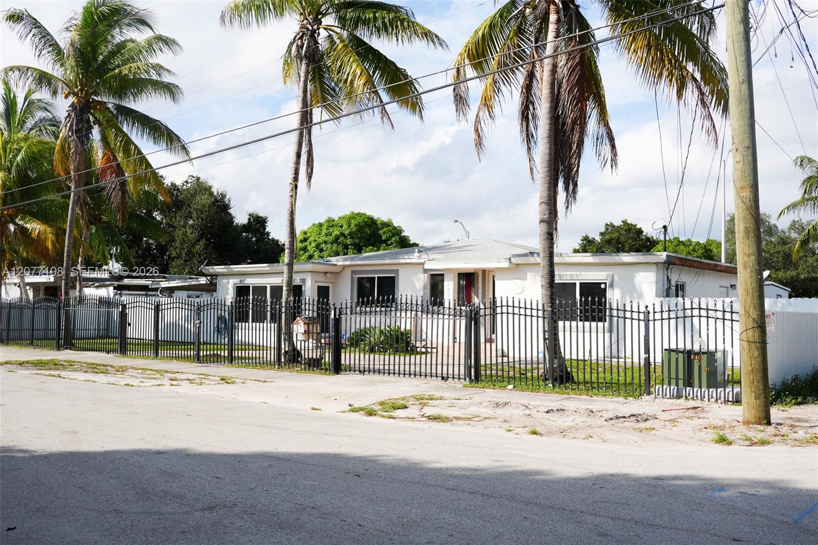 2955 NW 102nd St - 2955 NW 102nd St, Miami, FL 33147 Luxury Property | Jose Angel Pina